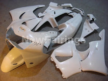 Charger l'image dans la galerie, All White No decals - CBR 919 RR 98-99 Fairing Kit -
