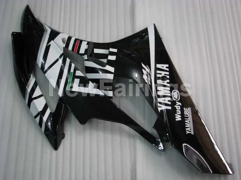 Black and White FIAT - YZF-R6 06-07 Fairing Kit Vehicles & Parts > Vehicle Parts & Accessories > Motor Vehicle Parts >