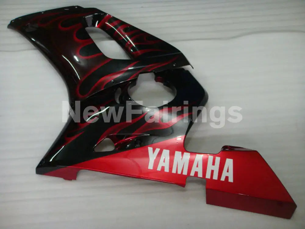 Black Red Flame - YZF-R6 98-02 Fairing Kit Vehicles & Parts > Vehicle Parts & Accessories > Motor Vehicle Parts > Motor