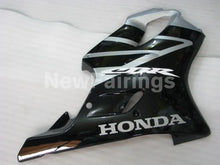 Charger l'image dans la galerie, Black and Silver Factory Style - CBR600 F4i 01-03 Fairing