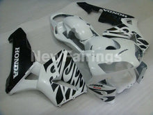 Charger l'image dans la galerie, Pearl White and Black Fire - CBR600RR 03-04 Fairing Kit -