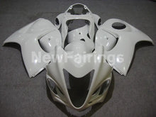 Charger l'image dans la galerie, Pearl White No decals - GSX1300R Hayabusa 08-20 Fairing Kit