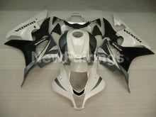 Charger l&#39;image dans la galerie, Pearl White and Silver Black Factory Style - CBR600RR 07-08