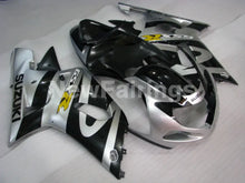 Charger l'image dans la galerie, Silver and Black Factory Style - GSX-R600 01-03 Fairing Kit
