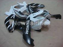 Charger l&#39;image dans la galerie, White and Black Factory Style - CBR 929 RR 00-01 Fairing Kit