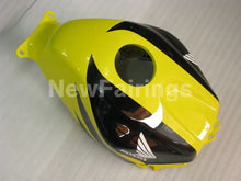 Charger l'image dans la galerie, Yellow and Black Factory Style - CBR600RR 03-04 Fairing Kit